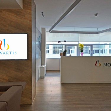 avm-novartis-digital-signage